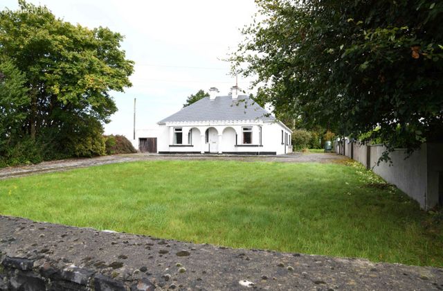 Kilbannon, Tuam, Kilbannon, Co. Galway - Click to view photos