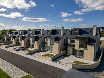 Showhouse: No.2 Watersland, Kinsale, Co. Cork - Image 3