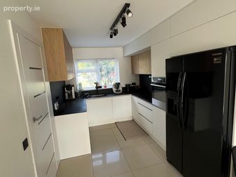 7 Fernbrook, Castlelake, Carrigtwohill, Co. Cork - Image 5