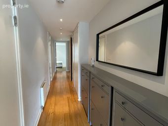 Cloncurry House, IFSC, Dublin 1 - Image 4