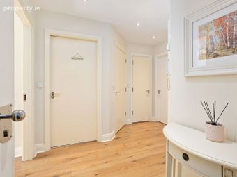 4 Juliet Square, Saint Edmunds Park, Lucan, Co. Dublin - Image 2