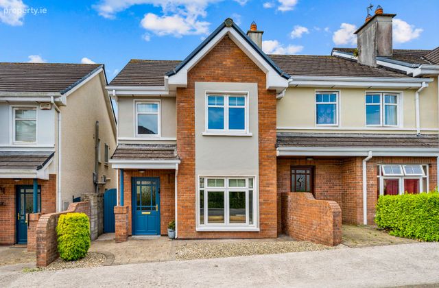 55 The Drive, Harbour Heights, Passage West, Co. Cork - Click to view photos