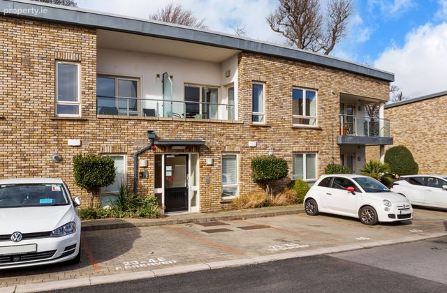 46 Beechwood Court, Stillorgan Road, Blackrock, Co. Dublin, Blackrock, Co. Dublin - Click to view photos