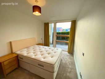 42 The Fastnet, Lancaster Gate, Western Road, Co. Cork - Image 3