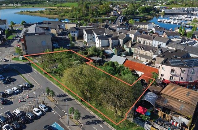Flynns Field, Townspark, Carrick-on-shannon, Co. Leitrim, Carrick-on-Shannon, Co. Leitrim - Click to view photos