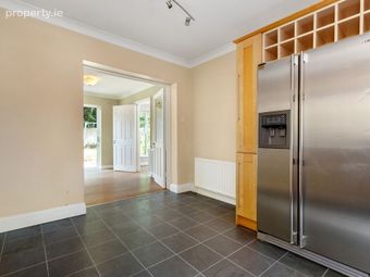 13 Stradbrook Grove, Blackrock, Monkstown, Co. Dublin - Image 4