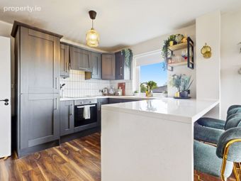 27 Melville Park, Finglas, Dublin 11 - Image 4
