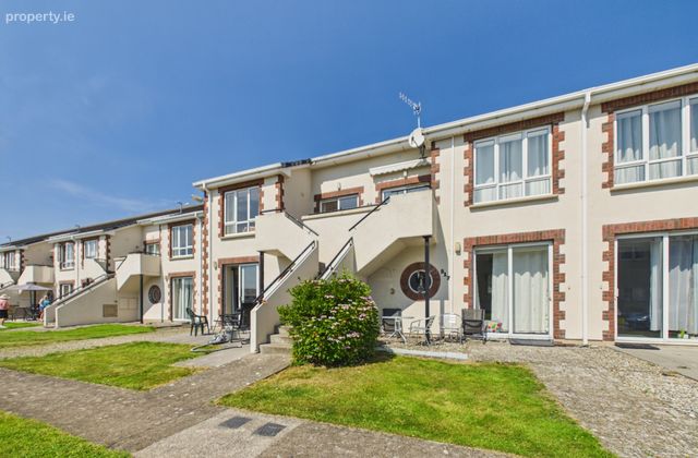 520 Kilkee Bay Apartments, Kilrush Road, Kilkee, Co. Clare., Kilkee, Co. Clare - Click to view photos