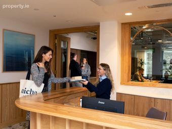 Serviced Studio Apartment, Eblana Avenue, Dun Laoghaire, Co. Dublin - Image 5
