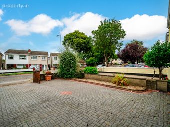 97 Woodview Heights, Lucan, Co. Dublin, Lucan, Co. Dublin - Image 2
