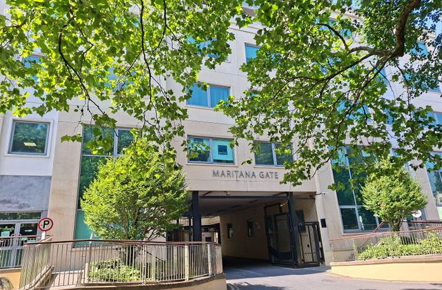 Maritana Gate, Canada Street, Waterford, Waterford City Centre, Co. Waterford - Click to view photos