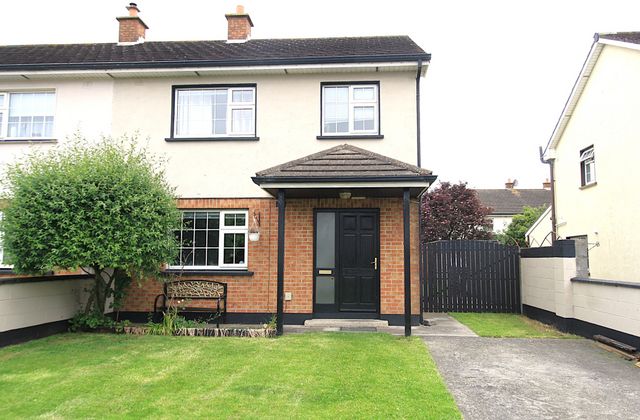26 Oakley Crescent, Graiguecullen, Carlow, Graiguecullen, Co. Laois - Click to view photos