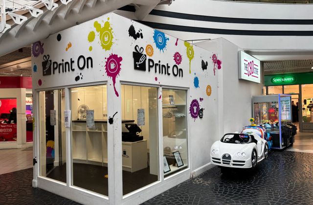 Retail Kiosk 10, Eyre Square Shopping Centre, Eyre Square, Galway City Centre, Co. Galway - Click to view photos
