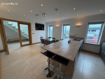 Sea Glimpse, The Hill, Crosshaven, Co. Cork - Image 2