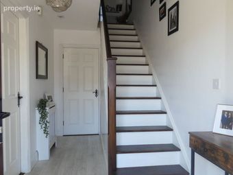 9 Campbell Court, Clooncool, O'Callaghans Mills, Co. Clare - Image 2