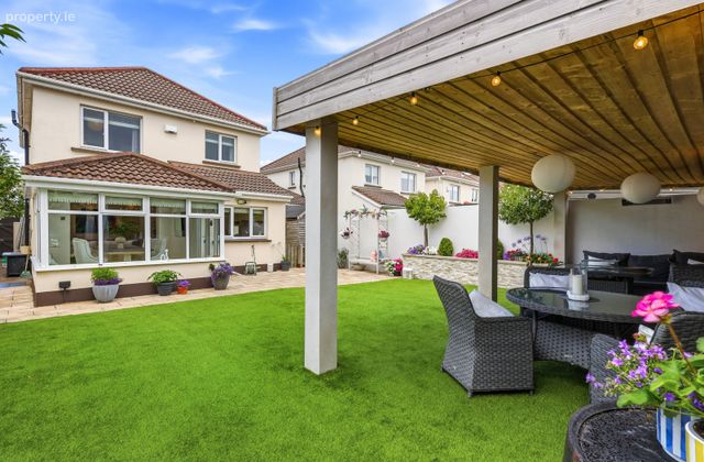 15 Parklands Road, Ballycullen, Dublin 24 - Click to view photos
