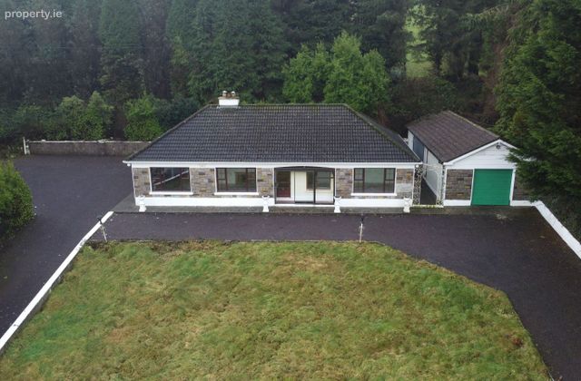 Glen South, Lyre, Banteer, Co. Cork, Lyre, Co. Cork - Click to view photos