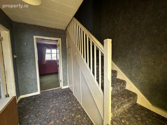 32 O'neill's Place, Carrignafoy, Cobh, Co. Cork - Image 2