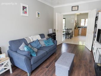 68 Bellingham Green, Main Street, Castlebellingham, Co. Louth, Castlebellingham, Co. Louth - Image 4