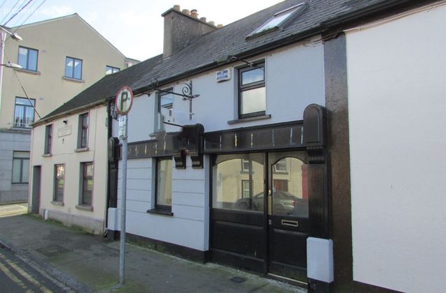 100 Lower Yellow Road, Waterford City Centre, Co. Waterford - Click to view photos