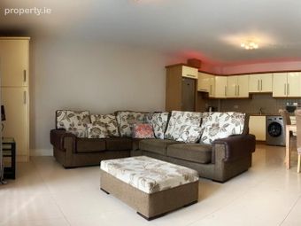 4 The Gate Lodge, Downshire Park, Blessington, Co. Wicklow, Blessington, Co. Wicklow - Image 3