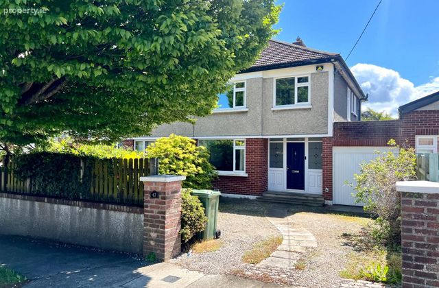 Foxrock Park, Foxrock, Dublin 18 - Click to view photos