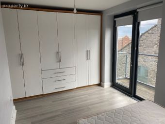 Apartment 17, Newmarket Hall, The Coombe, Dublin 8 - Image 5