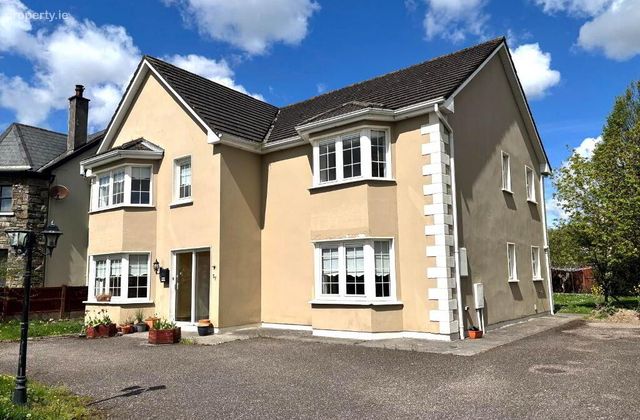37 Gleann Rua, Ballygarvan, Co. Cork, Ballygarvan, Co. Cork - Click to view photos