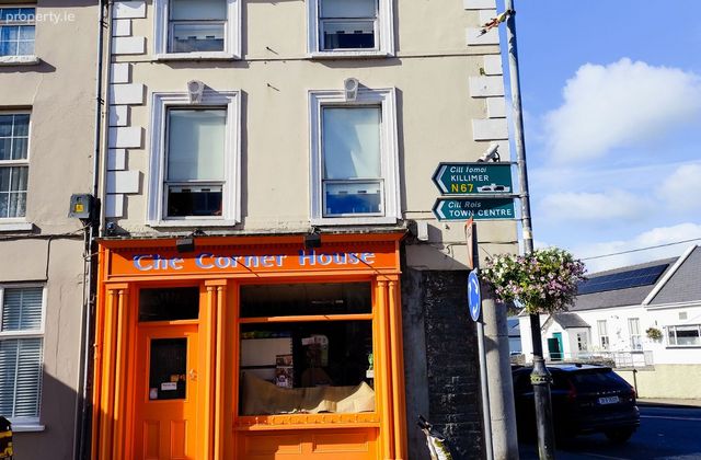 The Corner House, Henry Street, Kilrush, Co. Clare - Click to view photos