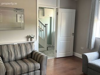 5 Meadow Park Avenue, Dublin 14, Churchtown, Dublin 14 - Image 4