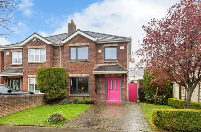 12 Gainsborough Park, Malahide, Malahide, Co. Dublin - Click to view photos