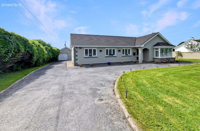 Claremount, Clarecastle, Ennis, Co. Clare, Ennis, Co. Clare - Click to view photos