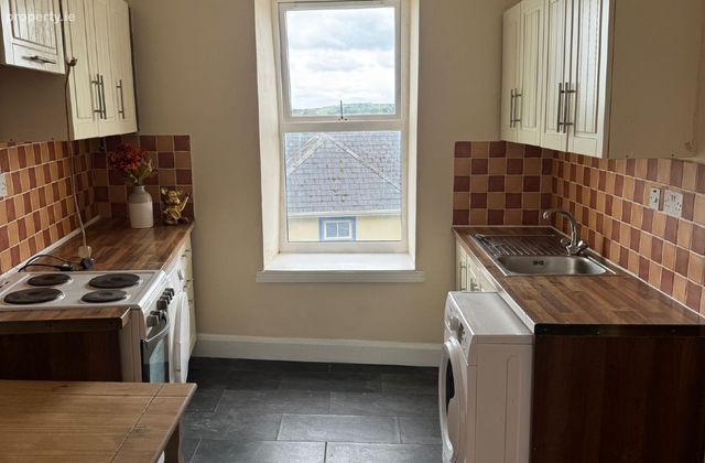 Harbour Row, Cobh, Co. Cork - Click to view photos