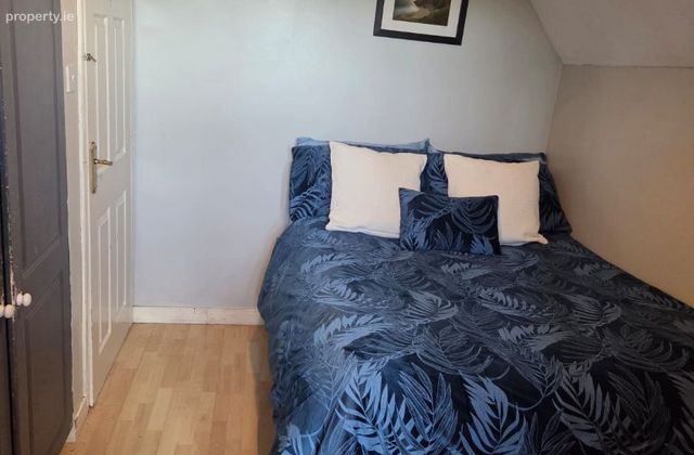 Rue D'arzon, Lahinch, Co. Clare - Click to view photos