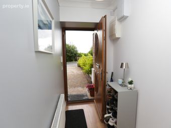 25 The Rise, Five Oaks Village, Drogheda, Co Louth, Drogheda, Co. Meath - Image 2