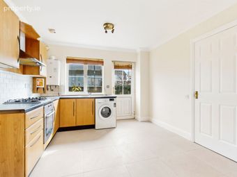 28 Barons Hall Grove, Barons Hall, Balbriggan, Co. Dublin - Image 4