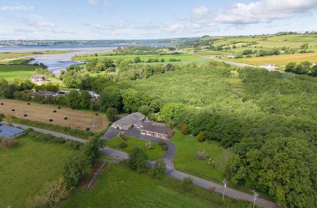 Pilltown, Kinsalebeg, Co. Waterford, Kinsalebeg, Co. Waterford - Click to view photos