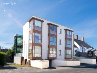 9 Landscape Court, Churchtown, Dublin 14