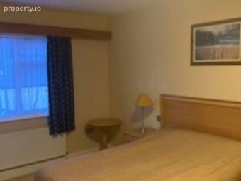 Ormond House, Kenyon Street, Nenagh, Co. Tipperary - Image 3