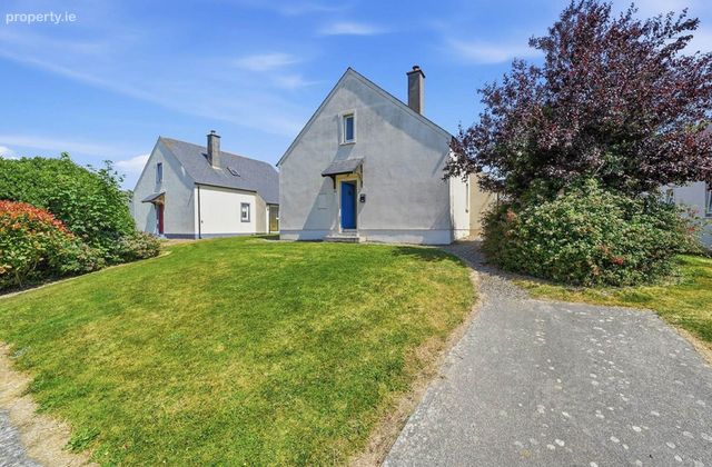 25 Seamount Village, Ardamine, Gorey, Co. Wexford, Riverchapel, Co. Wexford - Click to view photos