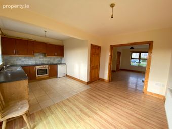 24 Mostrim Oaks, Edgeworthstown, Mostrim, Co. Longford - Image 3