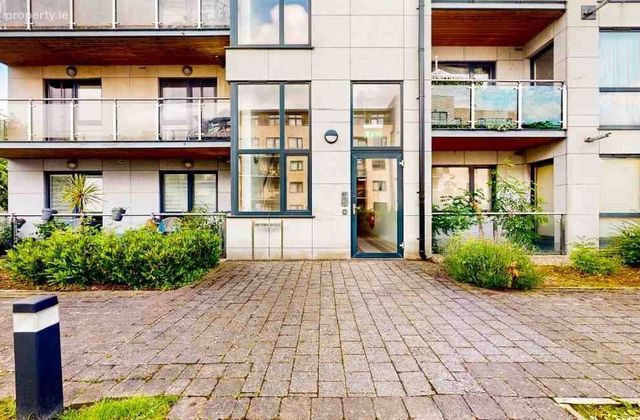 Apartment 24, The Cedar, Stepaside, Dublin 18 - Click to view photos