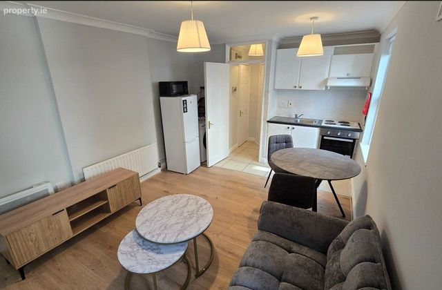 1 Bed Apt, 61 Whitworth Road, Phibsborough, Dublin 7 - Click to view photos