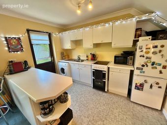47 Manor Hill, Ballincollig, Carrigrohane, Co. Cork - Image 5
