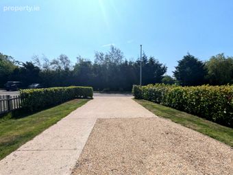 16 The Willows, Wellingtonbridge, Co. Wexford - Image 4