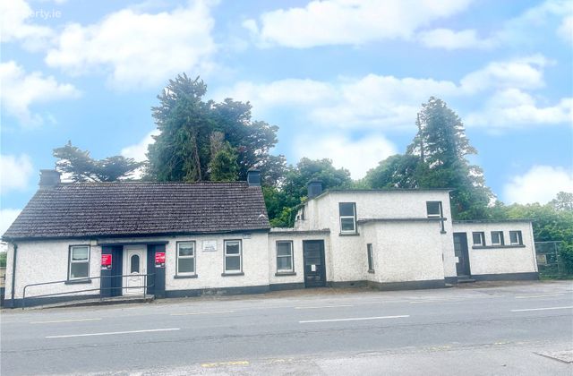 Ballyforan Health Centre, Ballyforan, Ballinasloe, Co. Roscommon, Ballyforan, Co. Roscommon - Click to view photos