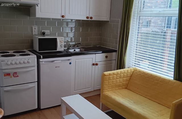 12 Saint Columba's Road Upper, Dublin 9, Drumcondra, Dublin 9 - Click to view photos