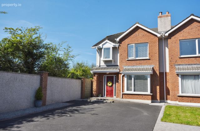 81 Arraview, Newcastle West, Co Limerick, Newcastle West, Co. Limerick - Click to view photos