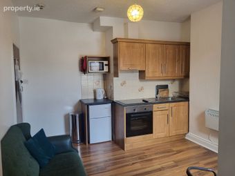 Flat 3, 31 Cabra Park, Phibsborough, Dublin 7 - Image 2