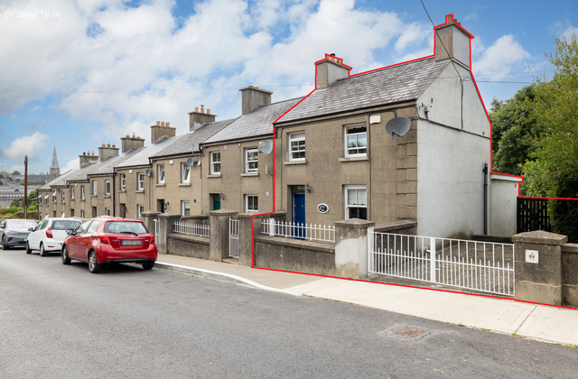 Robin Hill, 10 Hillview Terrace, Rectory Road, Enniscorthy, Co. Wexford., Enniscorthy, Co. Wexford - Click to view photos
